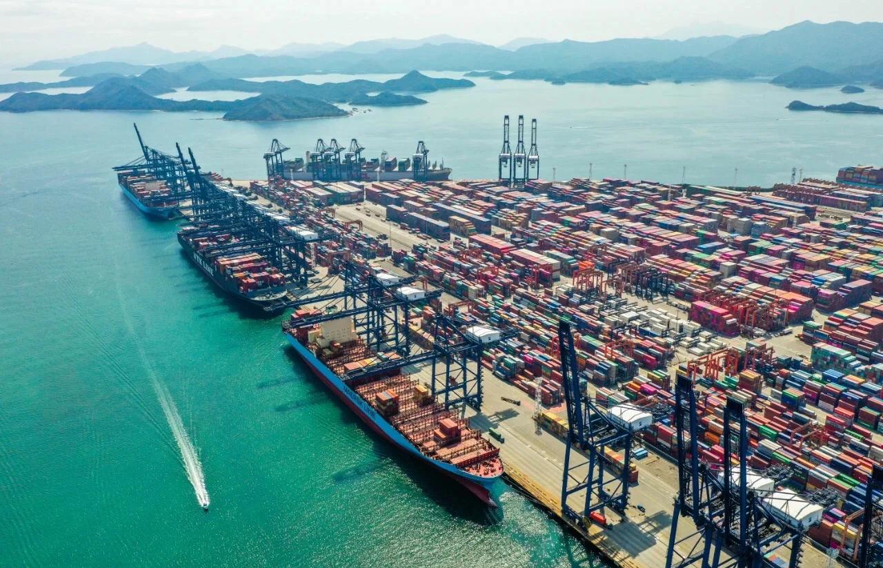 習(xí)近平就研究吸收網(wǎng)民對“十五五”規(guī)劃編制工作意見建議作出重要指示強調(diào)：廣泛深入察民情聽民聲匯民智 不斷實現(xiàn)人民對美好生活的向往